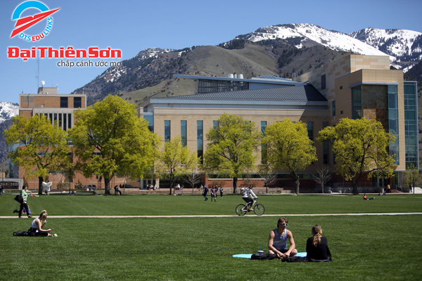 Khuôn viên trường Đại học Utah State 