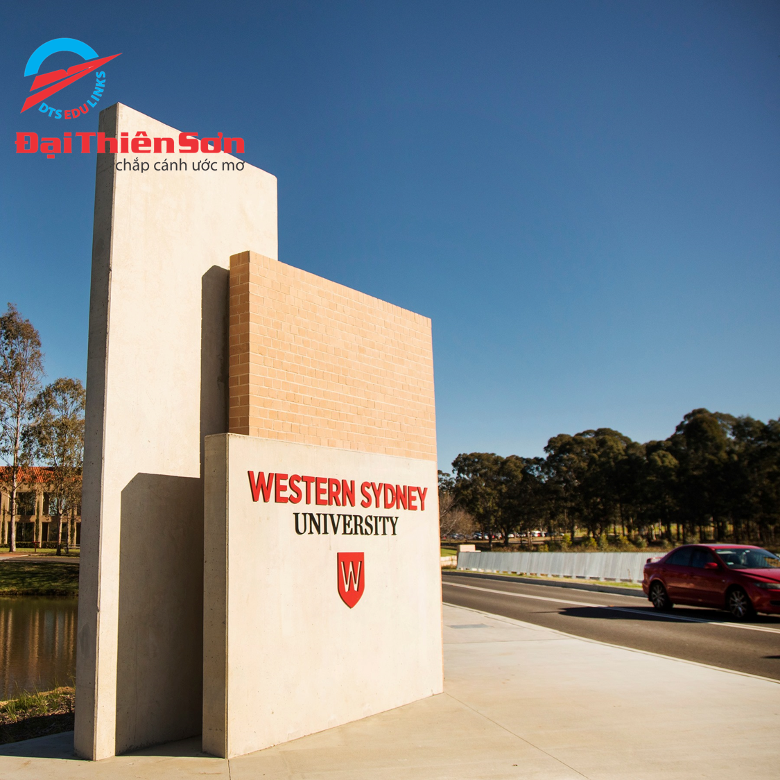 Cổng trường Western Sydney University