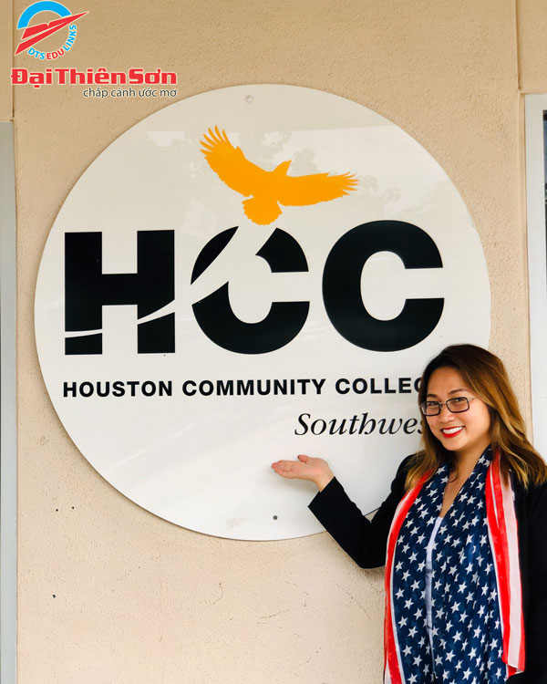 Đại Thiên Sơn tại Houston Community College