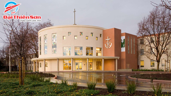 Moreau Catholic High School - Du học Đại Thiên Sơn DTS