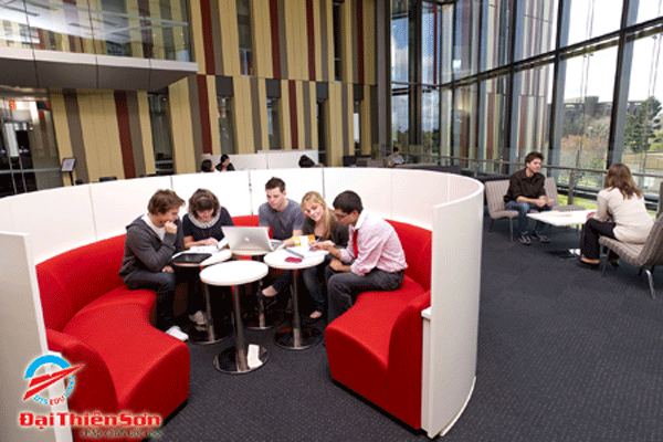 Macquarie University