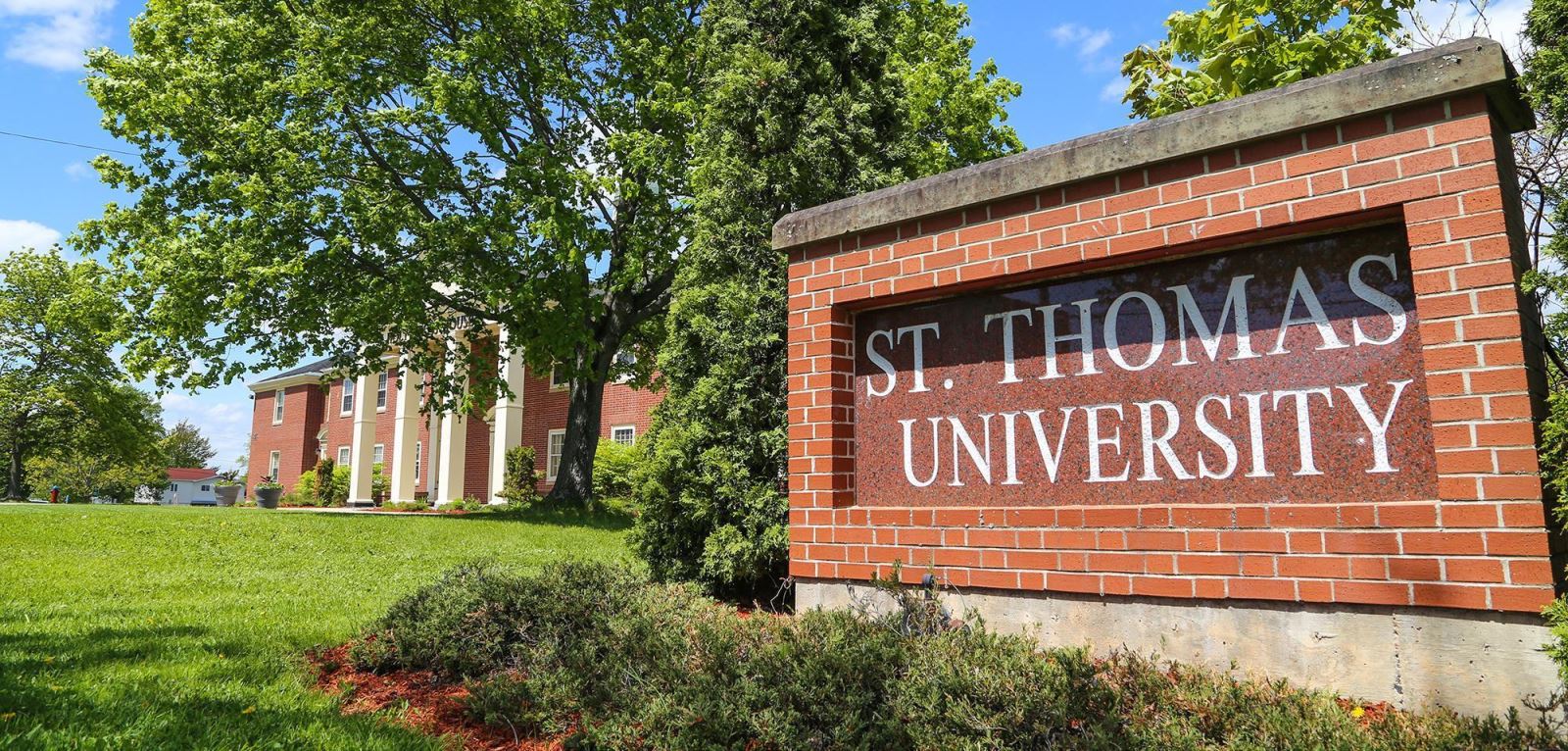 Trường đại học St. Thomas