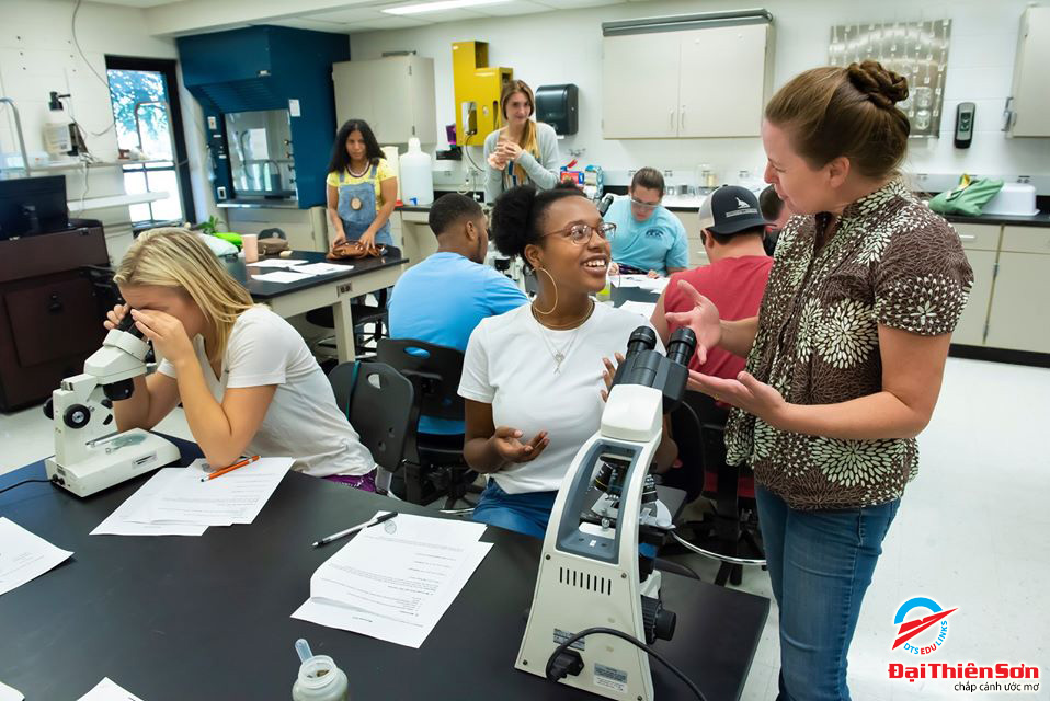 Auburn_ University _at _Montgomery 