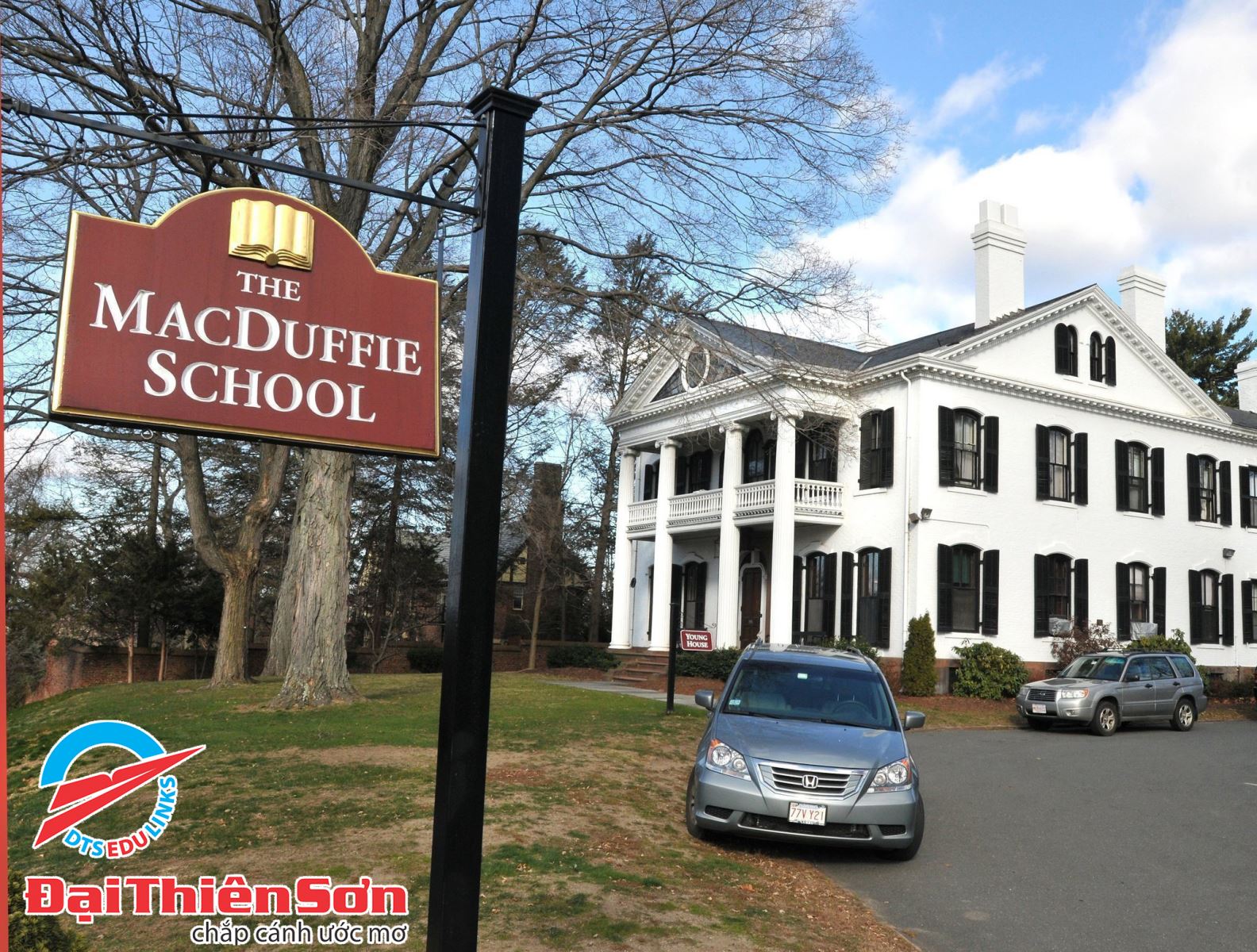 THE MACDUFFIE SCHOOL