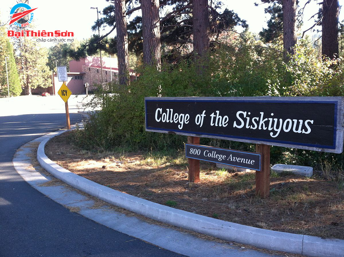 COLLEGE OF THE SISKIYOUS