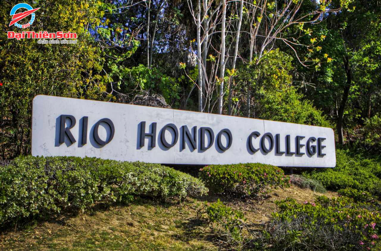 RIO HONDO COLLEGE