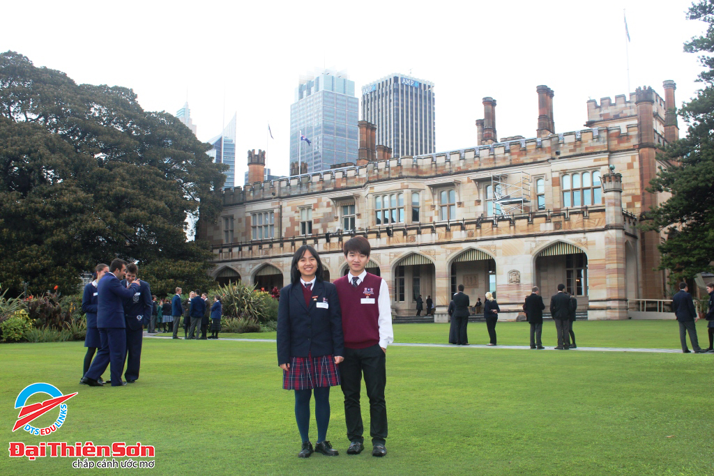 MACQUARIE GRAMMAR SCHOOL