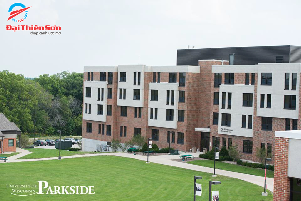 UNIVERSITY OF WISCONSIN – PARKSIDE