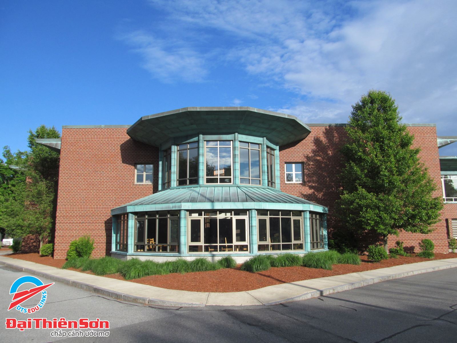 LEXINGTON CHRISTIAN ACADEMY