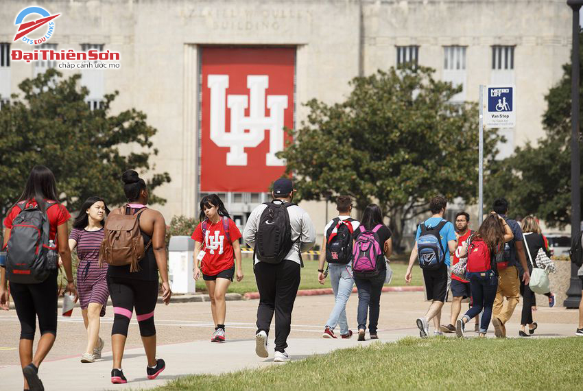 University of Houston - Du học Đại Thiên Sơn DTS