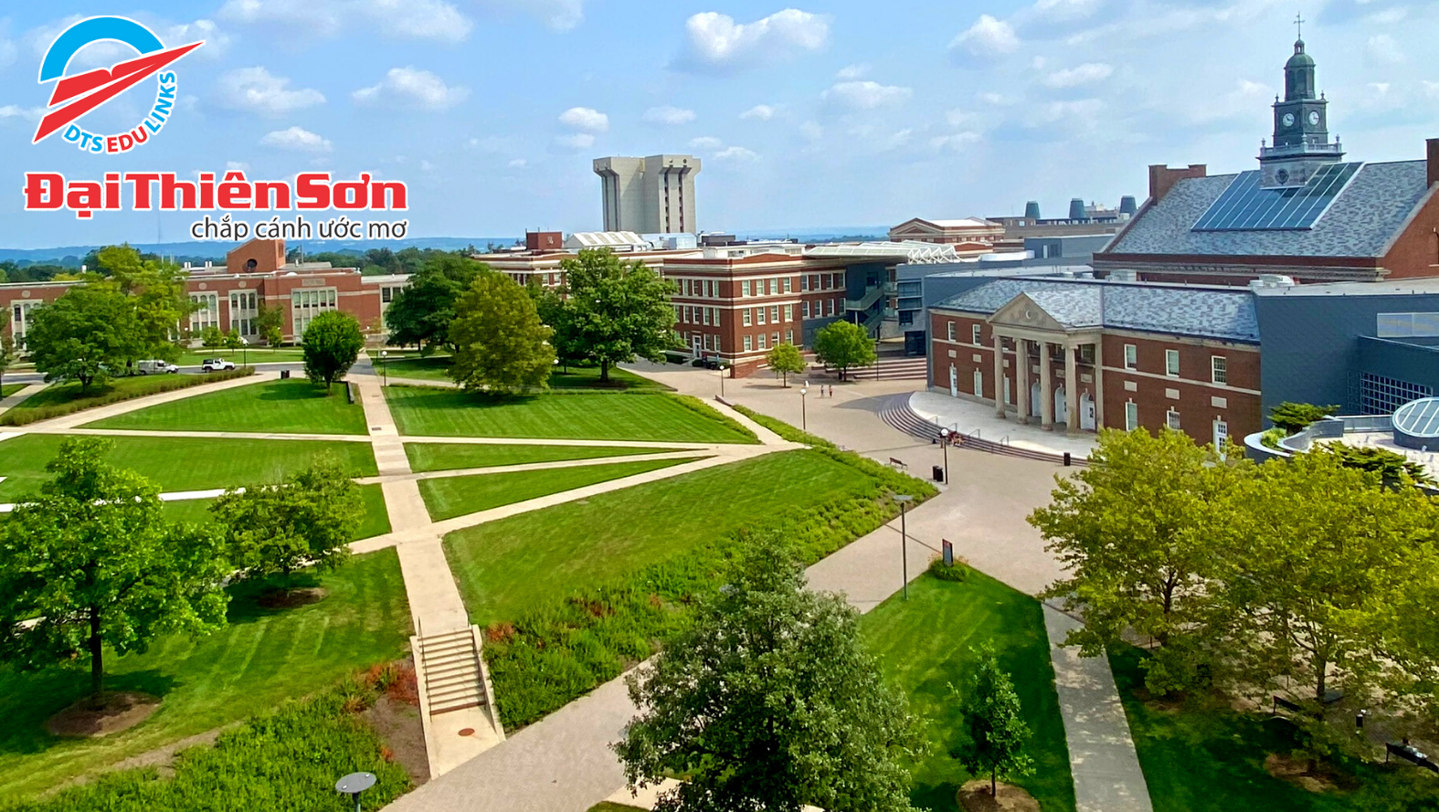 Main campus tại University of Cincinnati- DTS