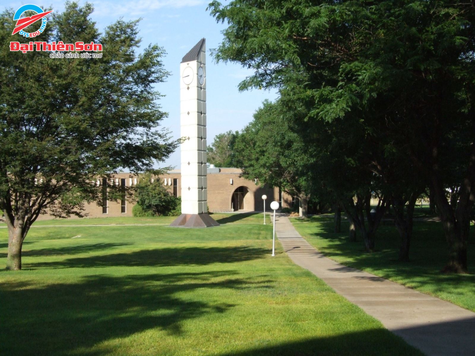 Colby Community College là trường cao đẳng cộng đồng ở Colby, Kansas. Thành lập vào năm 1964, trường có hơn 50 năm kinh nghiệm trong đào tạo sau đại học.