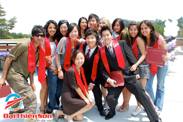 Sinh viên quốc tế tại Foothill & De Anza College Sinh viên quốc tế tại Foothill & De Anza College