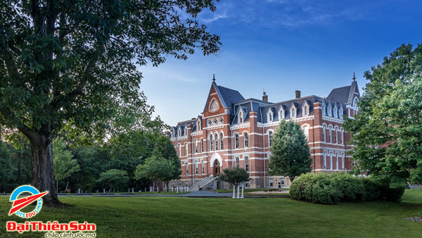 TRƯỜNG TRUNG HỌC MILLER SCHOOL OF ALBEMARLE, VIRGINIA