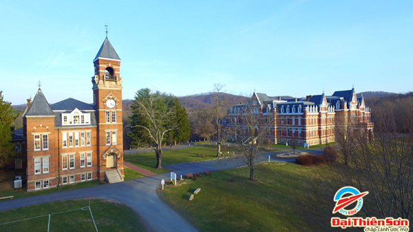 TRƯỜNG TRUNG HỌC MILLER SCHOOL OF ALBEMARLE, VIRGINIA