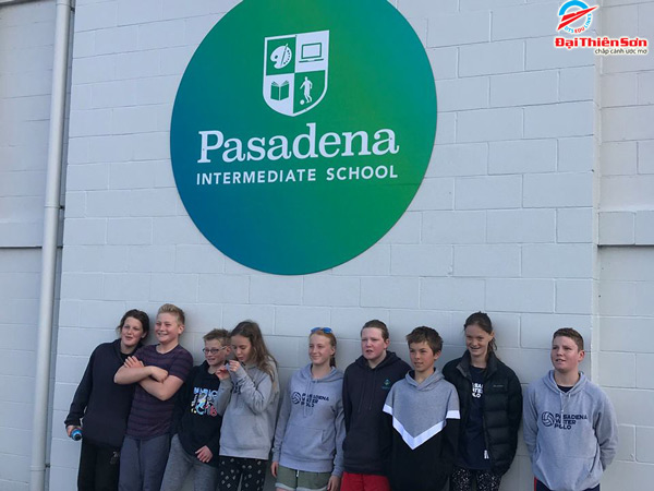 PASADENA INTERMEDIATE, AUCKLAND