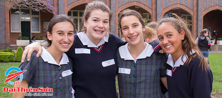 PYMBLE LADIES’ COLLEGE