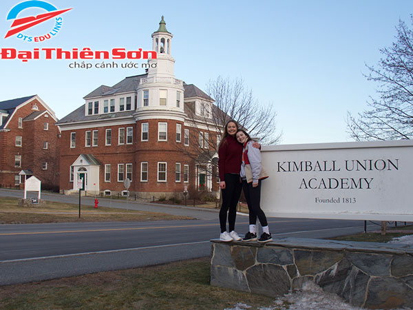 Cổng trường Kimball 