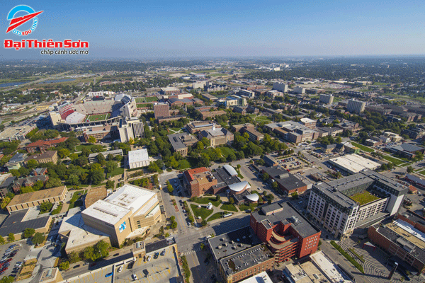 UNIVERSITY OF NEBRASKA-LINCOLN