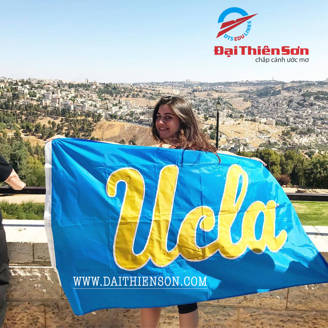 Học sinh trường UCLA